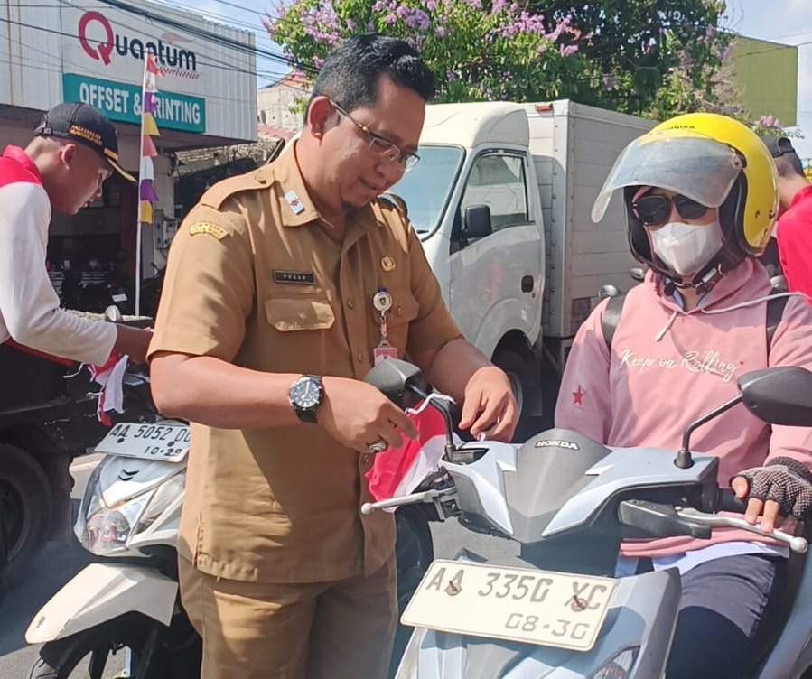 Kaban_Bagi_Bendera.jpg
