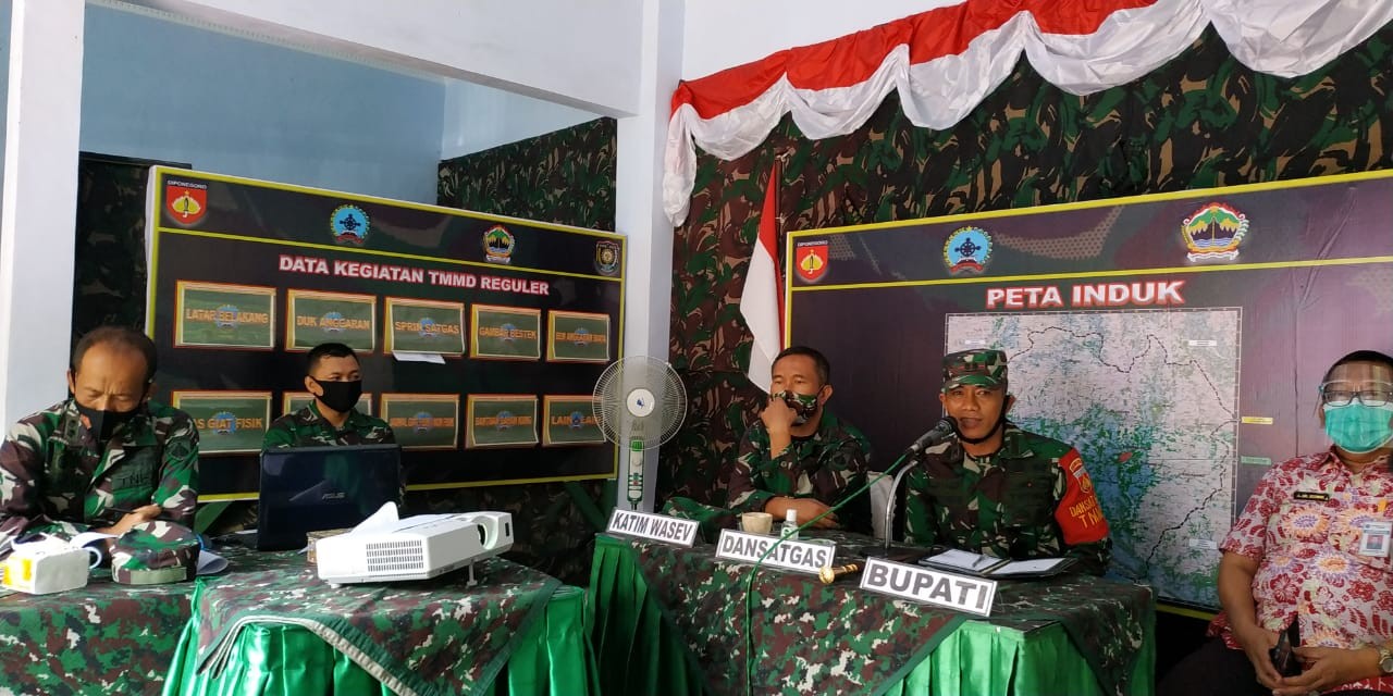 Bappeda Kabupaten Purworejo mendampingi Peninjauan dari Tim Wasev Itdam IV/Diponegoro di Lokasi TMMD desa Sedayu Kecamatan Loano.