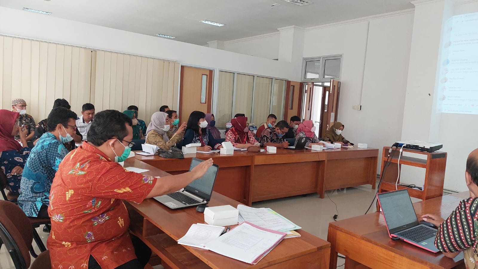 Rapat Koordinasi dalam rangka Bintek Pendataan Daya Saing Daerah