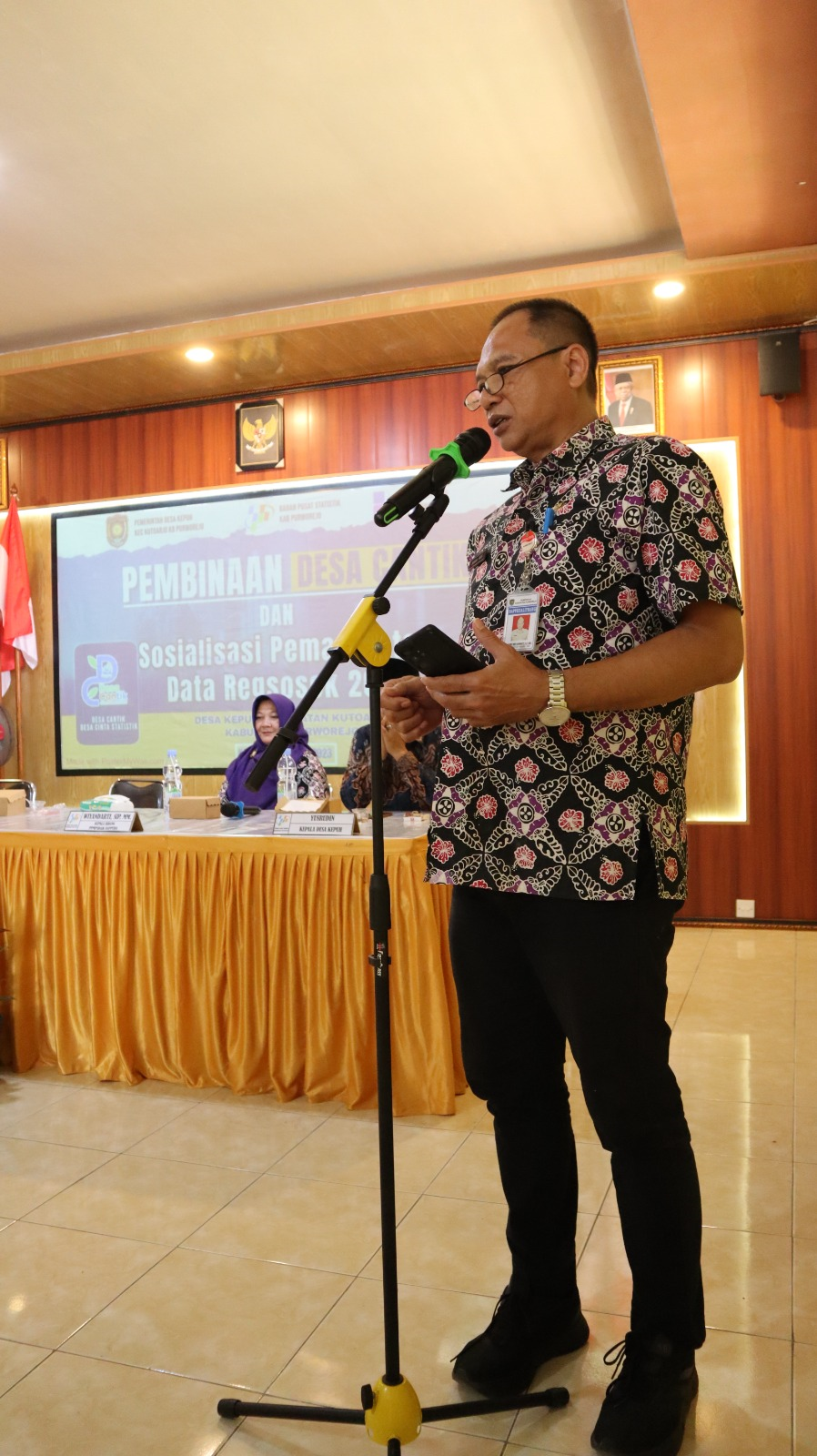 PEMBINAAN DESA CANTIK DAN SOSIALISASI PEMANFAATAN DATA REGSOSEK